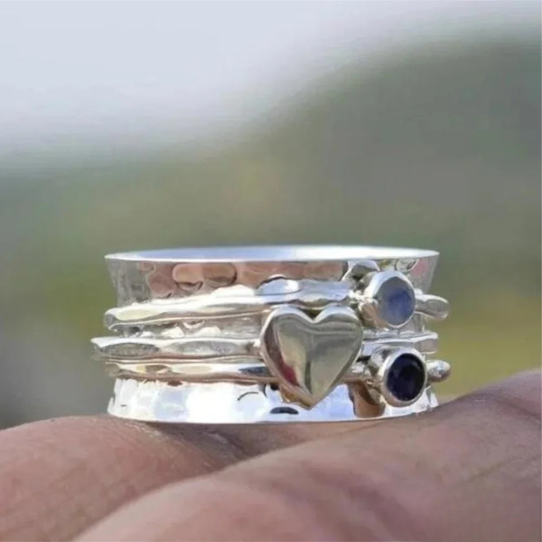 Spinner Hart Ring | Stylish Fidget Accessory