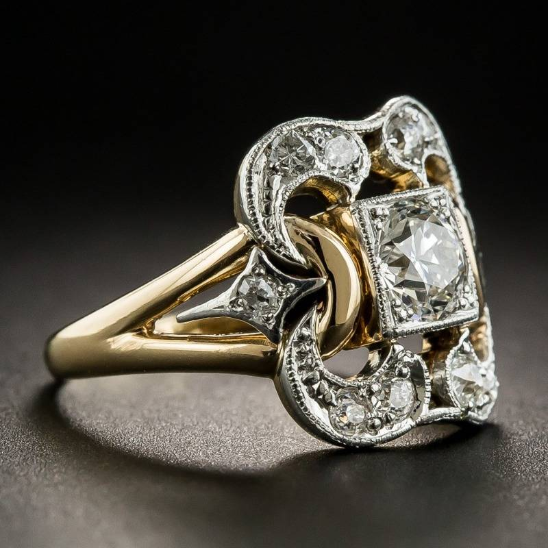 Golden Vintage Zirconia Ring | Elegant Timeless Accessory