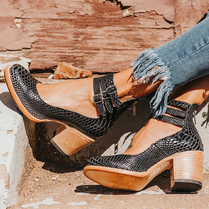 Norah™ | Classic Vintage Style