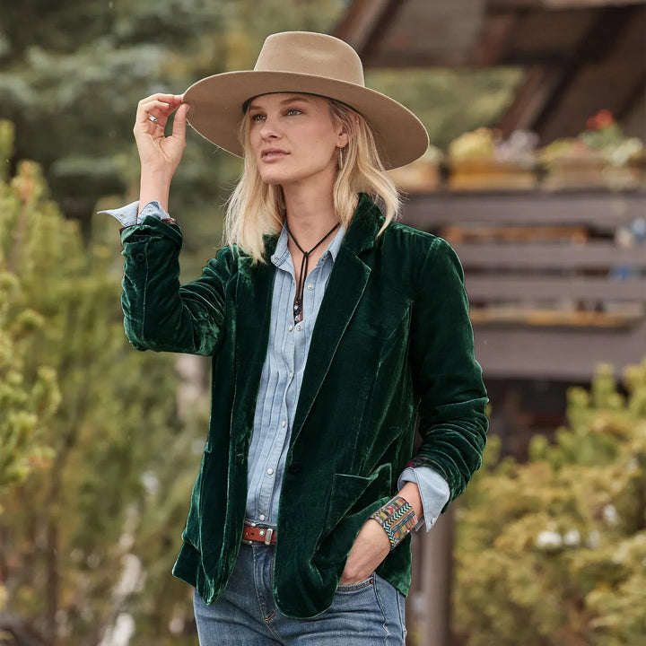 Peyton™ | Chic Velvet Blazer