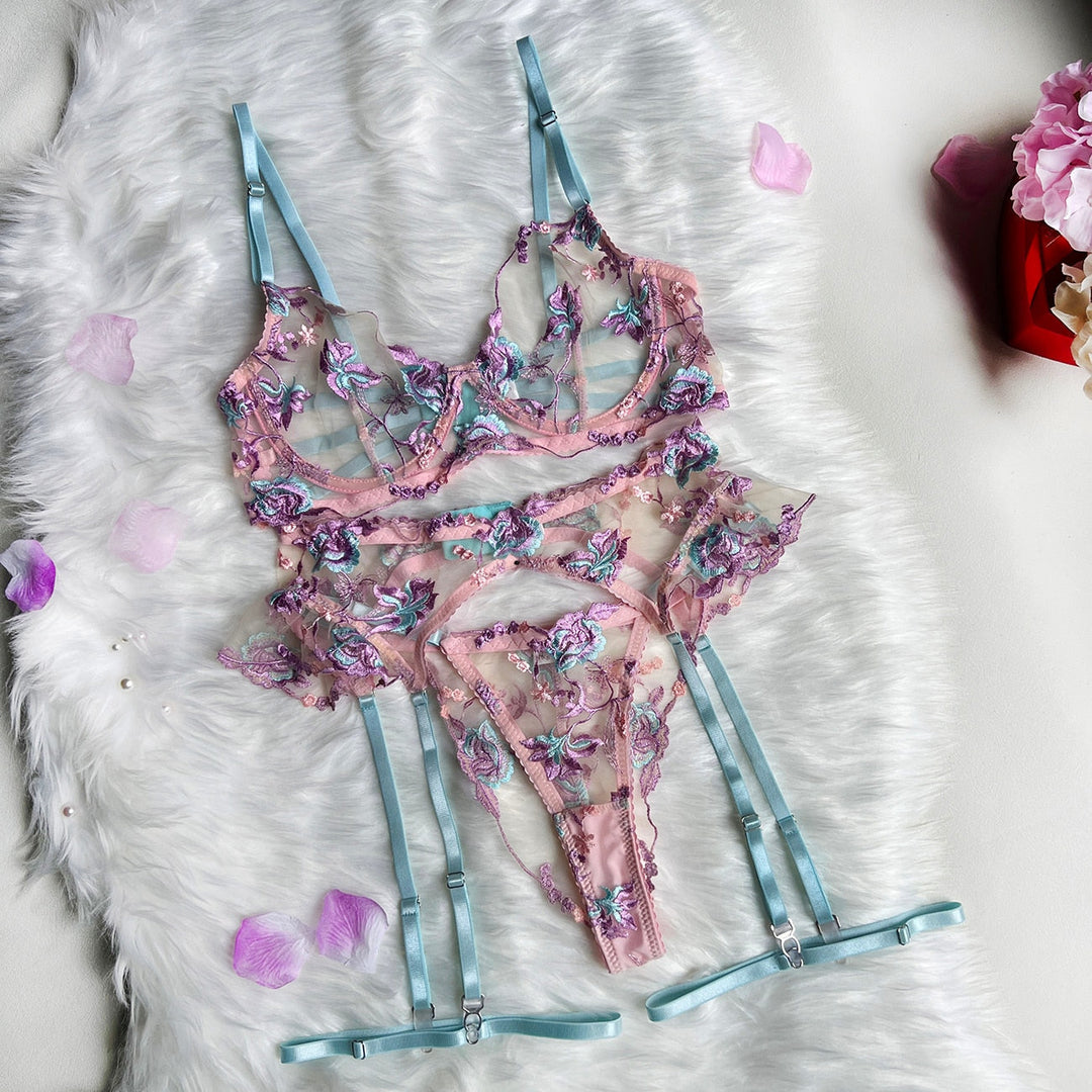 Becky | Elegant Floral Lingerie