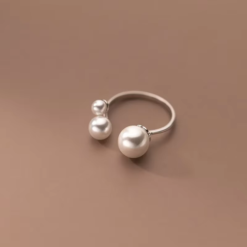 Triangular Freshwater Pearl Ring