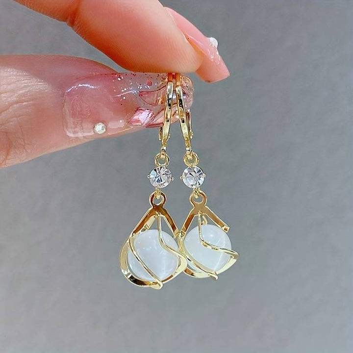 Vintage Wit Opal Dangle Earrings | Elegant Gold Jewelry